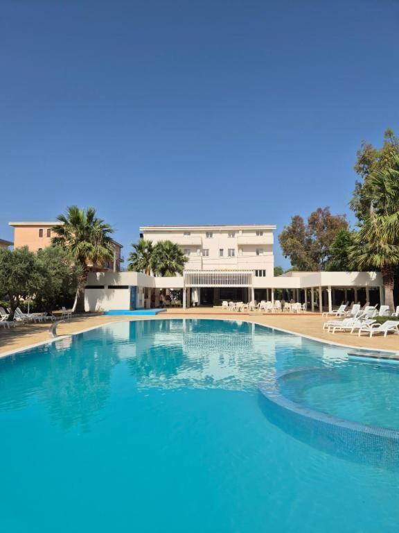 גריסוליאה Suite Hotel Dominicus מראה חיצוני תמונה